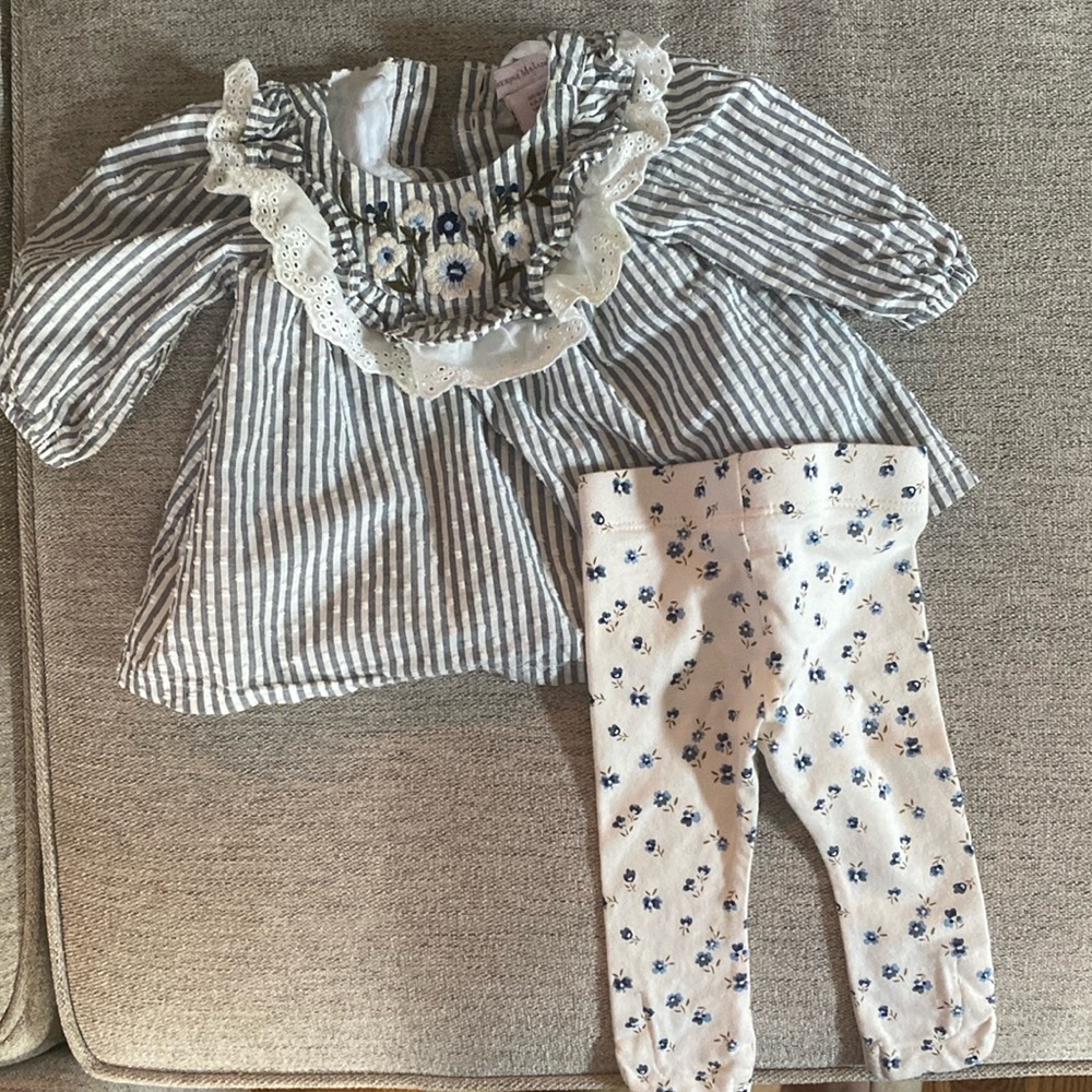 Catherine MaLandrino 0-3 Dress and leggings set